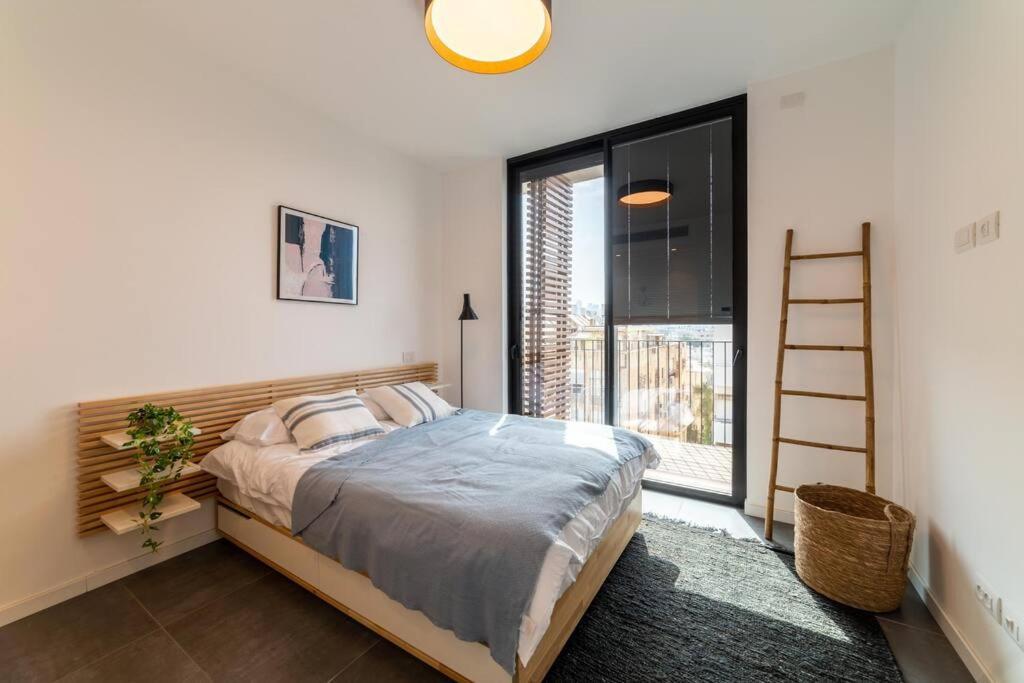 Amazing Penthouse On Gordon Beach 8 Guests Tel-Aviv Kültér fotó